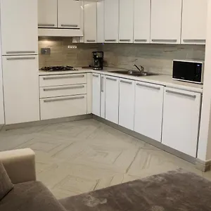  Apartamento Trevi Fountain & Spanish Steps