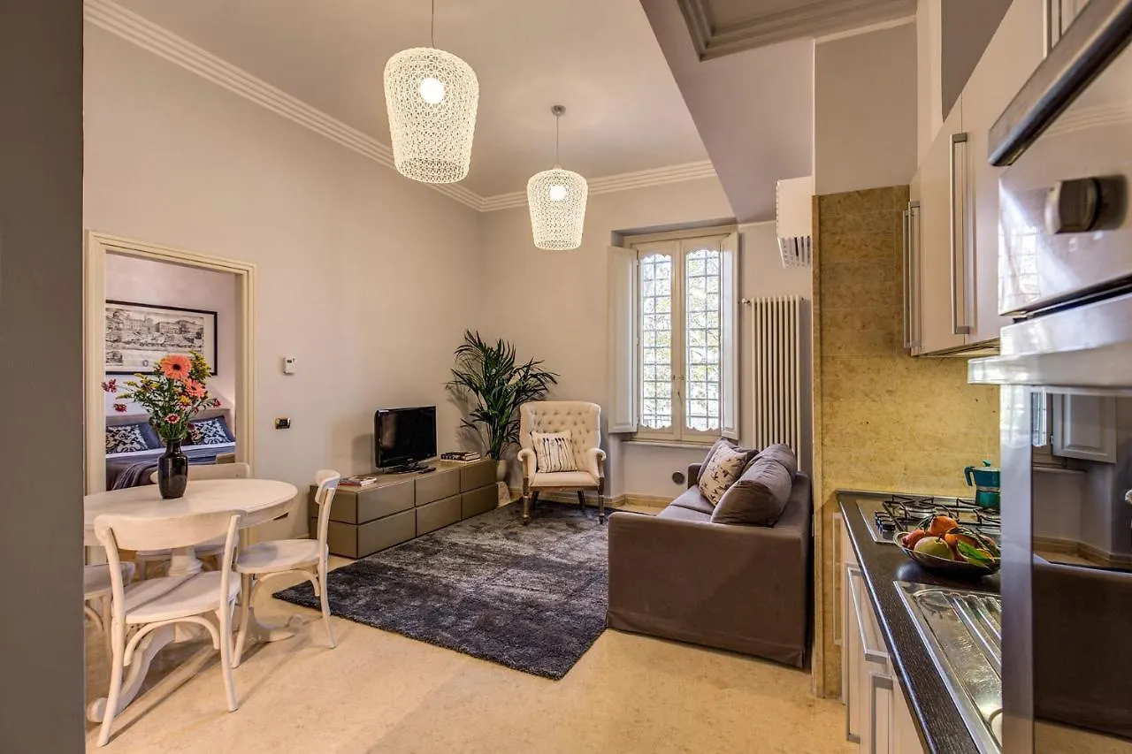 Apartamento Palazzo Marescalchi Belli, Vicino Piazza Di Spagna Roma