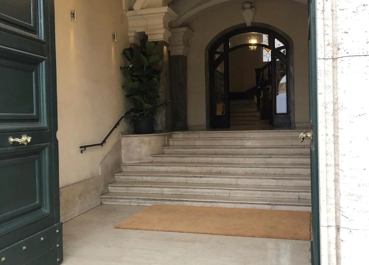 Palazzo Marescalchi Belli, Vicino Piazza Di Spagna Roma Italia